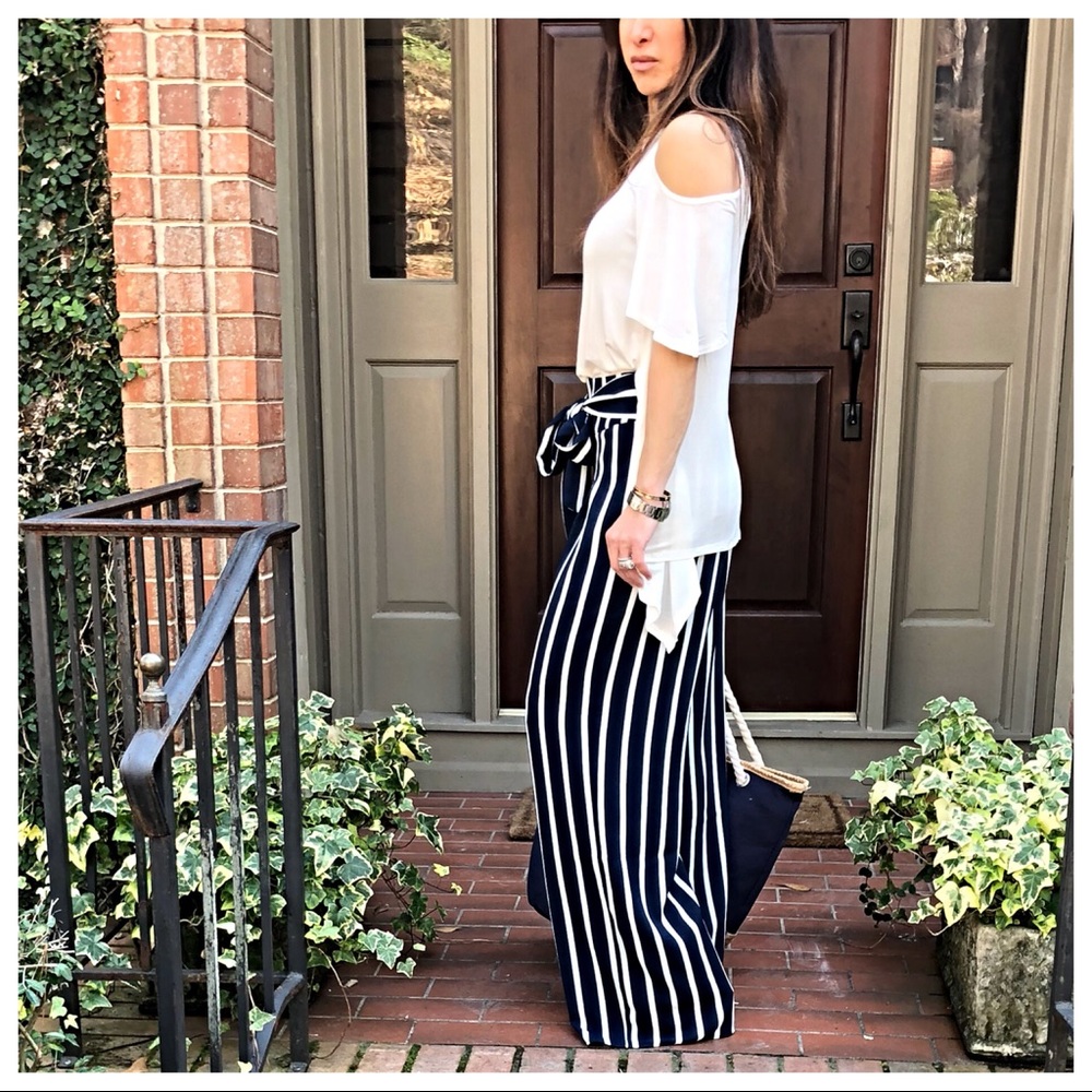 ✨LAST ONE✨Wide leg striped palazzo pants - Picture 4 of 8